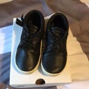 Boys Freshly Picked Moccs Sz10